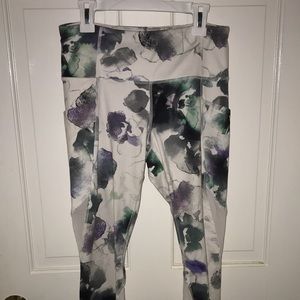 Athleta leggings with pockets!!!